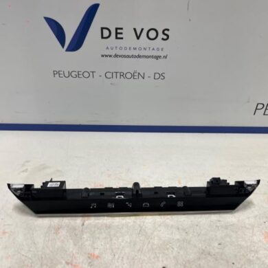 Citroen C5 Aircross 1.2 PureTech Hybrid 136 Radiobedienfeld 2022 98197167XU