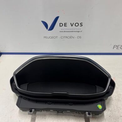 Peugeot 3008 1.2 12V PureTech Hybrid 48V Odometer KM 2022 9851365280