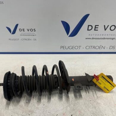 Peugeot 2008 1.2 12V e-THP PureTech 110 Front shock absorber rod, right 2019 9820327780