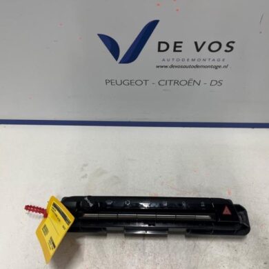 Citroen C5 Aircross 1.2 PureTech Hybrid 136 Schakelaar 2022 98209826XU