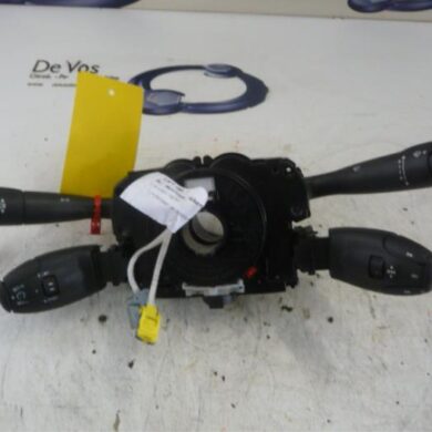 Citroen Berlingo  Combischakelaar Stuurkolom 2016 98062248XT