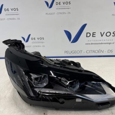 Peugeot 3008 1.2 12V PureTech Hybrid 48V Headlight, right 2022 1675812580