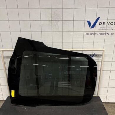 Peugeot 2008 1.2 12V e-THP PureTech 110 Sliding roof 2019 1609851480