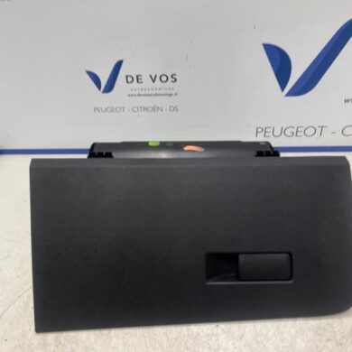 Opel Astra 1.5 Turbo D 16V Dashboard klep 2021 98405406ZD