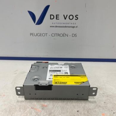 Peugeot 3008 1.2 12V PureTech Hybrid 48V Radio 2022 9844106080