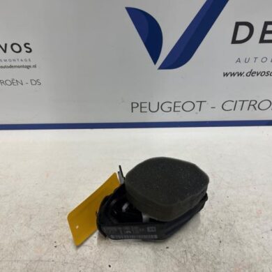 Peugeot 308 1.2 12V e-THP PureTech 130 Rear seatbelt, right 2014 96777143XX-16115841XX