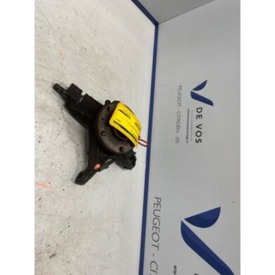 Peugeot RCZ 1.6 16V THP Knuckle, front left 2014 3646C4