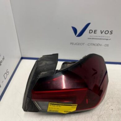 Opel Corsa 1.2 Turbo 12V 100 Achterlicht rechts 2020 9829317280