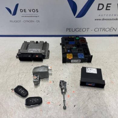 Peugeot 208 1.2 Vti 12V PureTech 100 Engine management computer HNE 2021 1675654380-9842944180