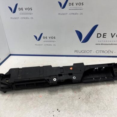 DS Automobiles DS4 1.6 16V E-Tense 225 Schlossträger vorne 2022 1681376680