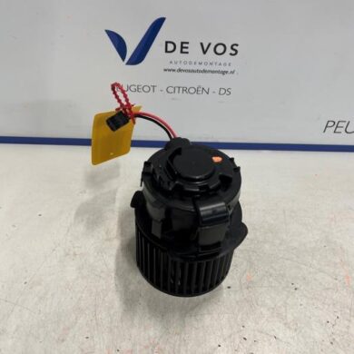 DS Automobiles DS4 1.6 16V E-Tense 225 Kachel Ventilatiemotor 2022 9837609380