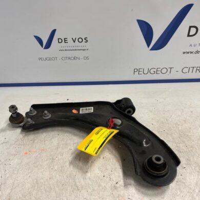 Peugeot 308 1.2 PureTech Hybrid 136 Draagarm links-voor 2022 9846329780