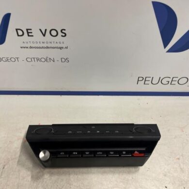 Peugeot 308 1.2 PureTech Hybrid 136 Kachel Bedieningspaneel 2022 98350205ZD