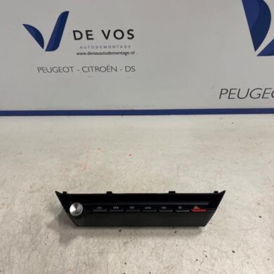 Peugeot 308 1.2 PureTech Hybrid 136 Kachel Bedieningspaneel 2023 98350200ZD