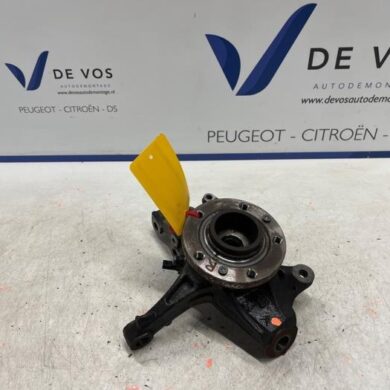 Peugeot 308 1.5 Blue HDi 130 16V Fusee rechts-voor 2021 1647857080