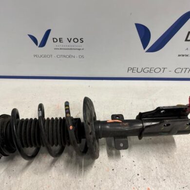 Peugeot 5008 1.2 12V Hybrid Front shock absorber rod, right 2022 9819718680