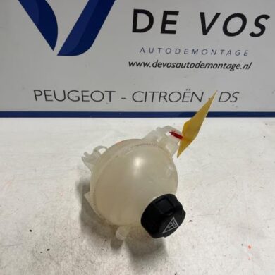 Peugeot 308 1.5 Blue HDi 130 16V Expansion vessel 2021 9678126080
