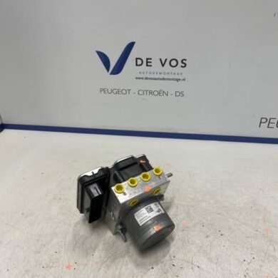 DS Automobiles DS4 1.6 16V E-Tense 225 ABS pump 5G06 2022 1647881680-1647881980