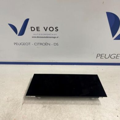 Peugeot 308 1.2 PureTech Hybrid 136 Anzeige Innen HN09 2023 9837654580