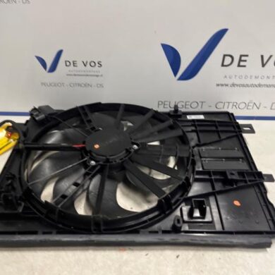 Peugeot 308 1.5 Blue HDi 130 16V Cooling fan housing 2021 9836058380