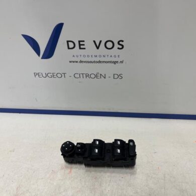 Opel Corsa 1.2 Turbo 12V 100 Combischakelaar ramen 2020 96788264ZD