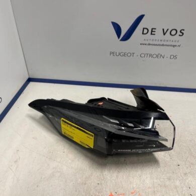 Peugeot 308 1.2 PureTech Hybrid 136 Rücklicht links 2023 9835299580