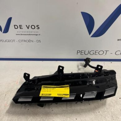 Peugeot 308 1.2 PureTech Hybrid 136 Dagrijverlichting rechts 2022 9835389580