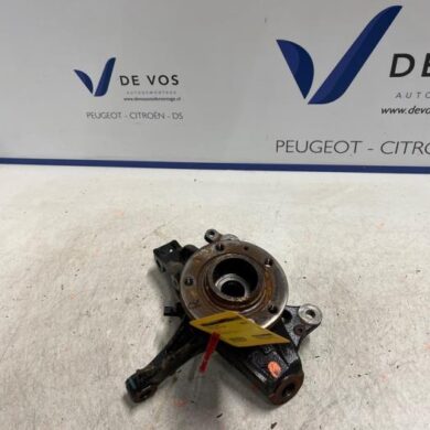 Peugeot 5008 1.2 12V Hybrid Knuckle, front right 2022 1647857480