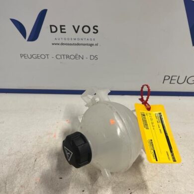 Peugeot 308 1.2 PureTech Hybrid 136 Ausgleichsbehälter 2022 9678125880