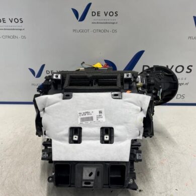 DS Automobiles DS3 Crossback 1.2 12V PureTech 100 Heater housing 2021 9833378080