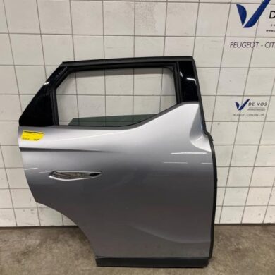 DS Automobiles DS3 Crossback 1.2 12V PureTech 100 Rear door 4-door, right 2021 9825055180