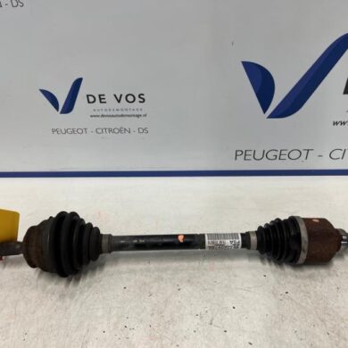 Peugeot 2008 1.2 Vti 12V PureTech 82 Front drive shaft, left HMZ 2016 9677209780-1609763880 20CR14