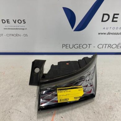 DS Automobiles DS4 1.6 16V E-Tense 225 Achterlicht rechts 2022 9844894680