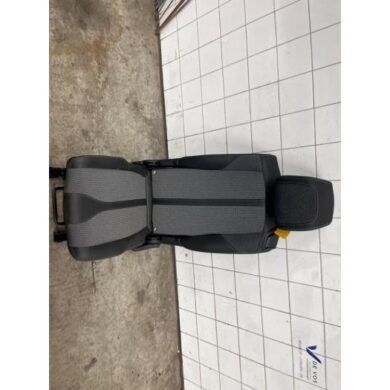 Peugeot 5008 1.2 12V Hybrid Rear seat 2022 9810007980