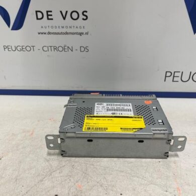 Peugeot 2008 1.2 Vti 12V PureTech 82 Radio 2016 9815356680-1681639180