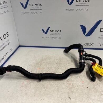 Peugeot 308 1.2 PureTech Hybrid 136 Radiateurslang 2022 9836767980