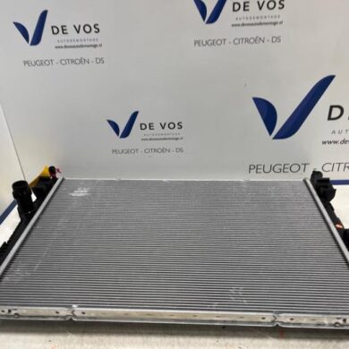 Peugeot 308 1.2 PureTech Hybrid 136 Radiateur HN09 2023 9837999680