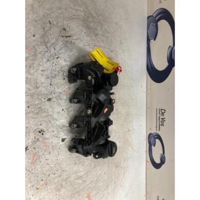 Peugeot 3008  Rocker cover YHZ 2019 9827622780