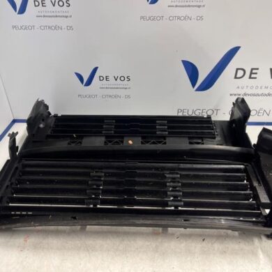 Peugeot 308 1.2 PureTech Hybrid 136 Luchtgeleider 2022 9855653580