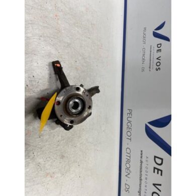 Opel Corsa 1.2 Turbo 12V 100 Fusee rechts-voor 2020 9826877980