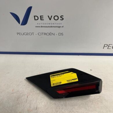 Citroen C4 1.2 PureTech 130 12V Reflector Sierplaat achter 2022 9835109780