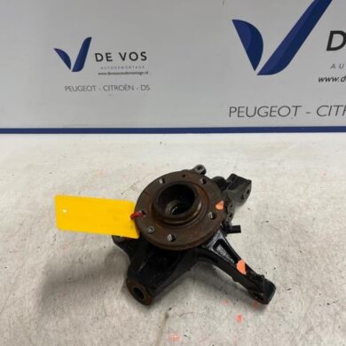 Peugeot 5008 1.2 12V Hybrid Knuckle, front left 2022 1647857080