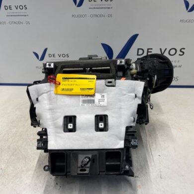 Peugeot 208 1.2 Vti 12V PureTech 100 Kachelhuis 2021 9833378280