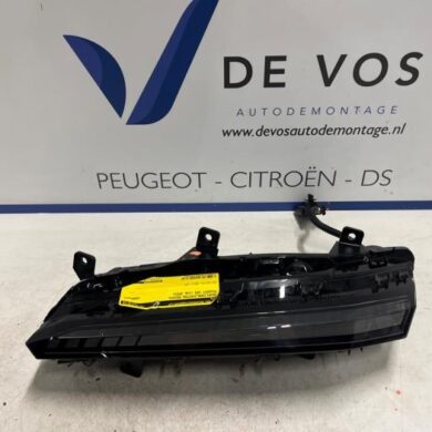Peugeot 308 1.2 PureTech Hybrid 136 Dagrijverlichting rechts 2023 9835230880