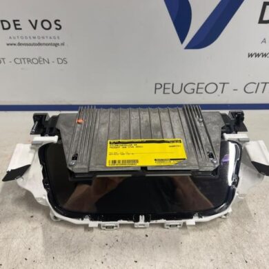 Peugeot 308 1.2 PureTech Hybrid 136 Odometer KM 2023 9835755980