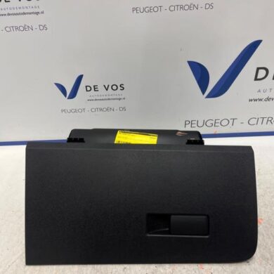 Opel Astra 1.2 Turbo 12V 136 Hybrid Dashboardkastje 2023 98405406ZD