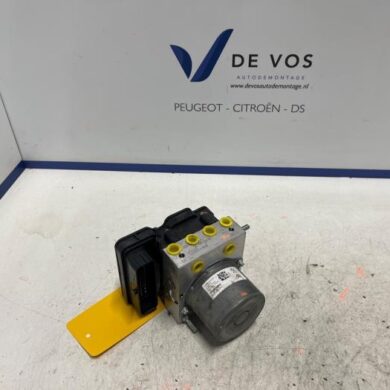 DS Automobiles DS4 1.2 12V Hybrid 136 ABS Pomp HN09 2024 1693585980