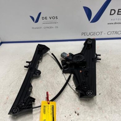 Opel Astra 1.2 Turbo 12V 136 Hybrid Ruitmechaniek 4Deurs rechts-voor 2023 9830815180