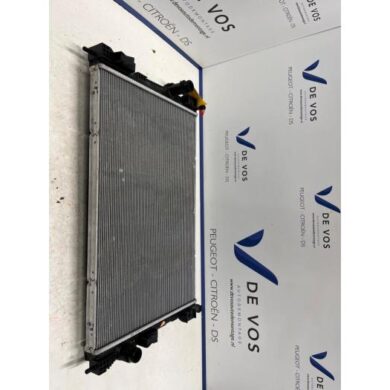 Peugeot 3008 1.2 12V PureTech Hybrid 48V Radiateur HN09 2022 9837999680