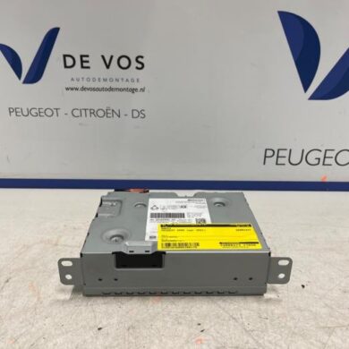 Peugeot 2008 1.5 BlueHDi 130 Radio 2021 9835408680-1674205680-1680325380